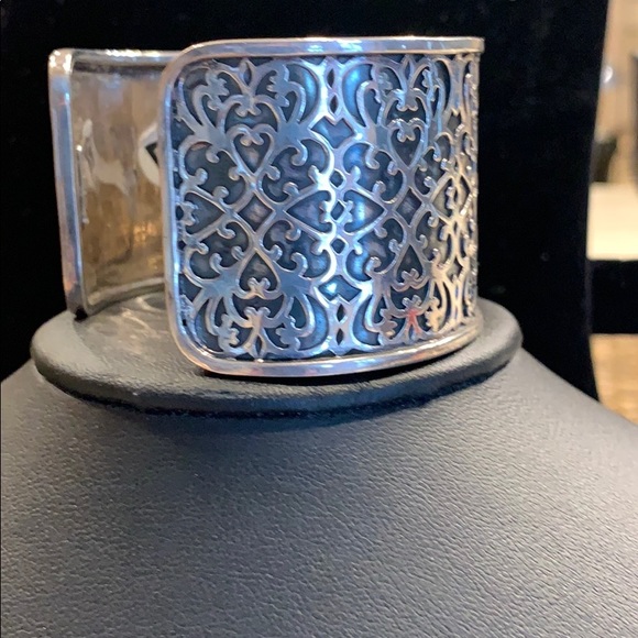 Jewelry - Picture 1 of 1